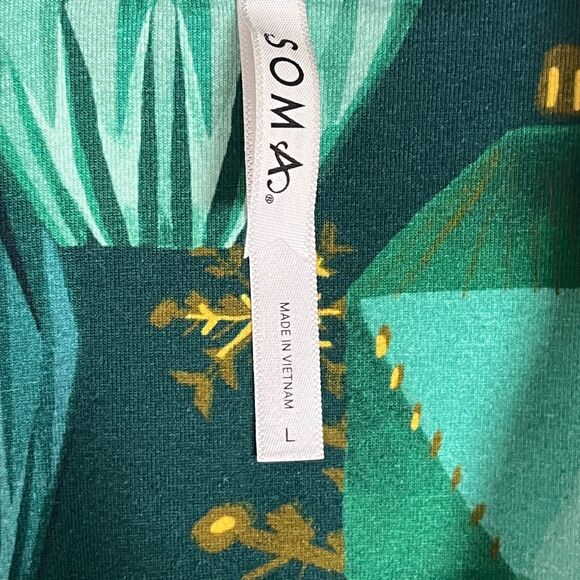 Soma Embraceable Pajamas Large Christmas Ornaments Holiday Winter Green Gold - Picture 4 of 15